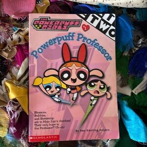 Scholastic PowerPuff Girls Chapter Book #01 PowerPuff Professor Book